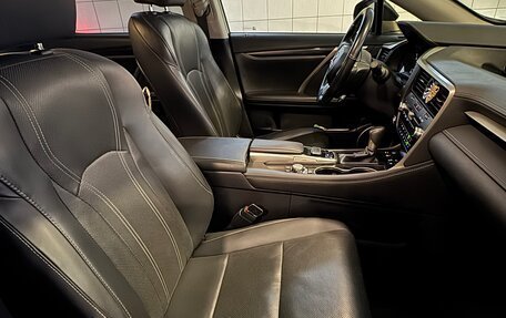Lexus RX IV рестайлинг, 2019 год, 4 600 000 рублей, 9 фотография