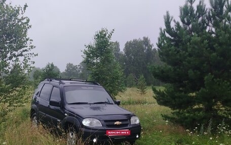 Chevrolet Niva I рестайлинг, 2013 год, 480 000 рублей, 2 фотография
