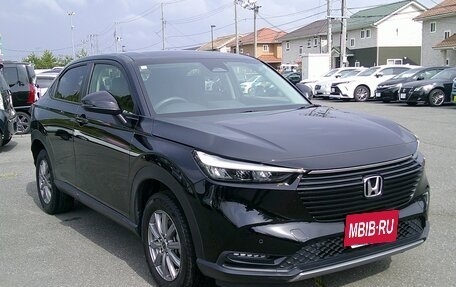 Honda Vezel, 2023 год, 1 820 300 рублей, 3 фотография