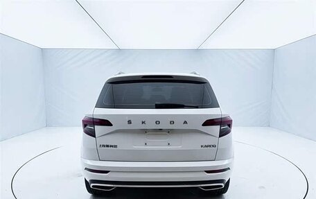 Skoda Karoq I, 2022 год, 1 950 000 рублей, 10 фотография