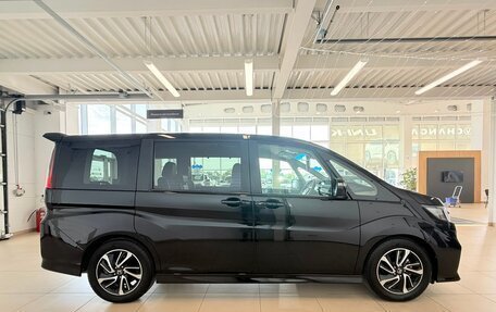 Honda Stepwgn IV, 2019 год, 2 499 999 рублей, 7 фотография