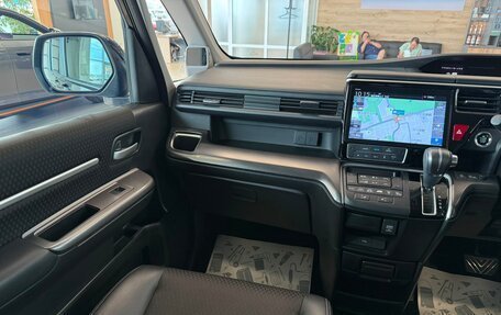 Honda Stepwgn IV, 2019 год, 2 499 999 рублей, 14 фотография