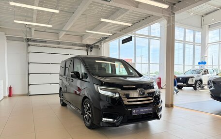 Honda Stepwgn IV, 2019 год, 2 499 999 рублей, 8 фотография