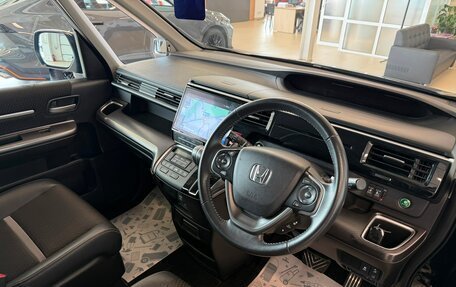 Honda Stepwgn IV, 2019 год, 2 499 999 рублей, 11 фотография