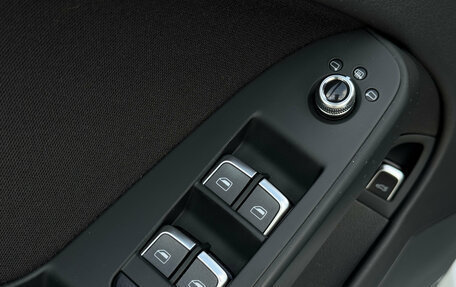 Audi A4, 2012 год, 1 179 000 рублей, 13 фотография