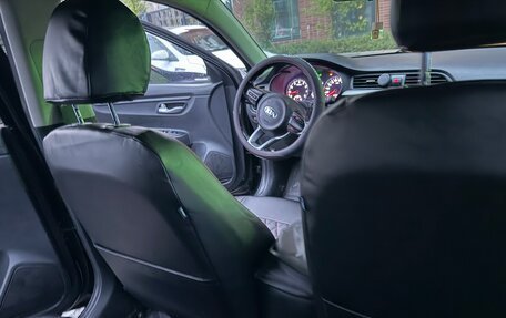 KIA Rio IV, 2018 год, 1 050 000 рублей, 6 фотография
