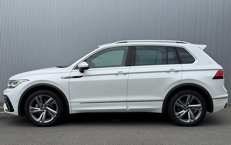 Volkswagen Tiguan II, 2023 год, 2 380 100 рублей, 2 фотография