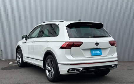 Volkswagen Tiguan II, 2023 год, 2 380 100 рублей, 4 фотография