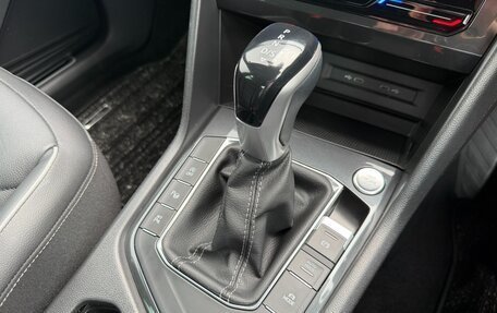 Volkswagen Tiguan II, 2023 год, 2 380 100 рублей, 12 фотография