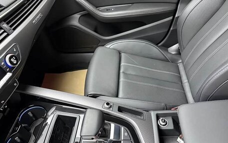 Audi A4, 2023 год, 1 920 000 рублей, 10 фотография
