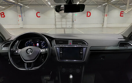 Volkswagen Tiguan II, 2017 год, 2 250 000 рублей, 14 фотография