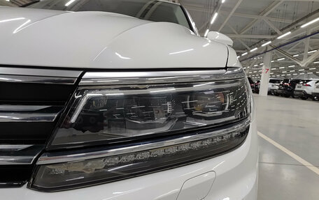 Volkswagen Tiguan II, 2017 год, 2 250 000 рублей, 17 фотография