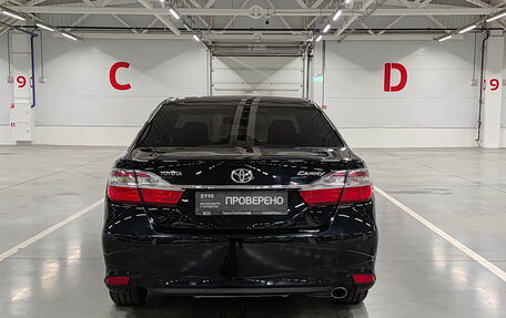 Toyota Camry, 2016 год, 1 820 000 рублей, 6 фотография