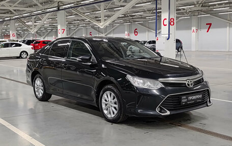 Toyota Camry, 2016 год, 1 820 000 рублей, 3 фотография
