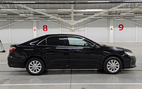 Toyota Camry, 2016 год, 1 820 000 рублей, 4 фотография