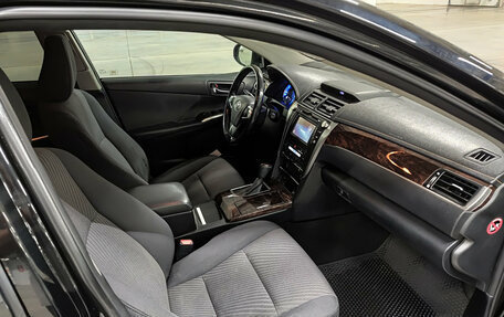 Toyota Camry, 2016 год, 1 820 000 рублей, 11 фотография
