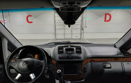 Mercedes-Benz Viano, 2012 год, 1 850 000 рублей, 14 фотография