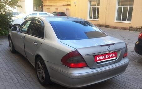 Mercedes-Benz E-Класс, 2008 год, 630 000 рублей, 3 фотография