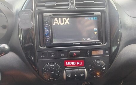 Toyota RAV4, 2005 год, 888 000 рублей, 9 фотография