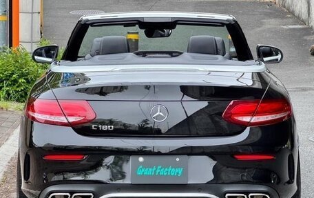 Mercedes-Benz C-Класс, 2017 год, 1 750 000 рублей, 7 фотография