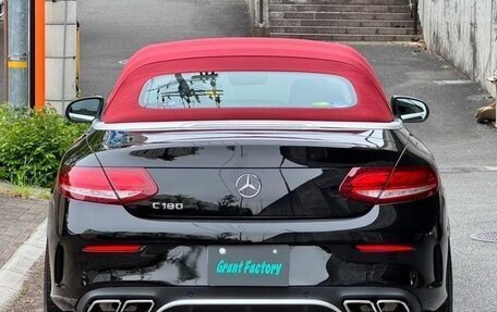 Mercedes-Benz C-Класс, 2017 год, 1 750 000 рублей, 27 фотография