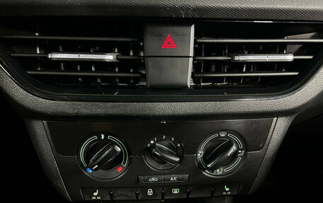 Skoda Rapid II, 2020 год, 1 599 000 рублей, 17 фотография