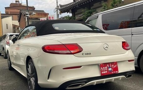 Mercedes-Benz C-Класс, 2018 год, 1 700 000 рублей, 9 фотография