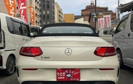 Mercedes-Benz C-Класс, 2018 год, 1 700 000 рублей, 10 фотография