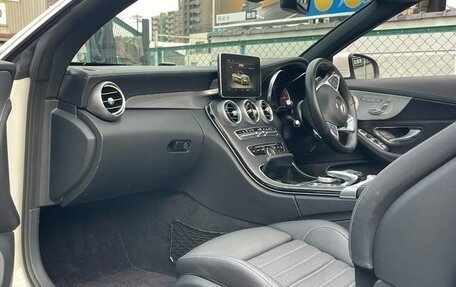 Mercedes-Benz C-Класс, 2018 год, 1 700 000 рублей, 18 фотография