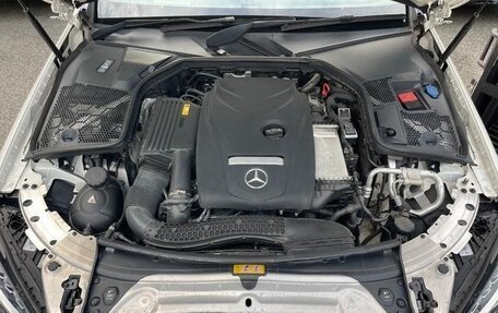 Mercedes-Benz C-Класс, 2018 год, 1 700 000 рублей, 25 фотография