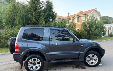 Mitsubishi Pajero III рестайлинг, 2006 год, 1 700 000 рублей, 2 фотография