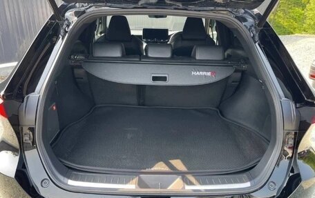 Toyota Harrier, 2018 год, 2 450 000 рублей, 17 фотография