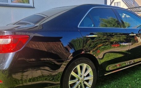 Toyota Camry, 2014 год, 2 100 000 рублей, 5 фотография