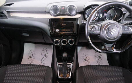 Suzuki Swift V, 2018 год, 1 199 000 рублей, 14 фотография