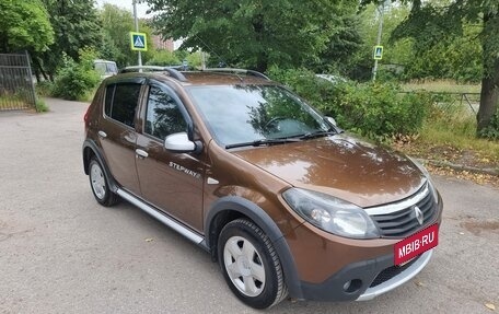 Renault Sandero I, 2013 год, 585 000 рублей, 1 фотография
