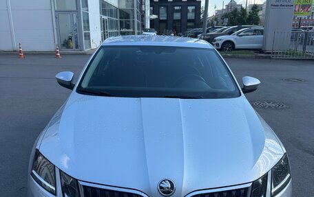 Skoda Octavia, 2019 год, 1 990 000 рублей, 7 фотография