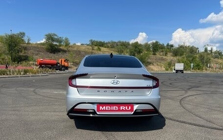 Hyundai Sonata VIII, 2022 год, 2 990 000 рублей, 4 фотография