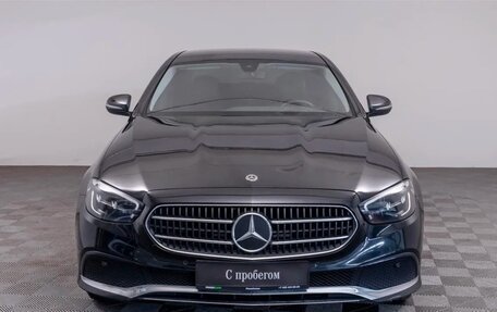 Mercedes-Benz E-Класс, 2020 год, 2 600 000 рублей, 4 фотография
