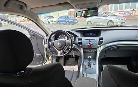 Honda Accord VIII рестайлинг, 2011 год, 1 250 000 рублей, 11 фотография