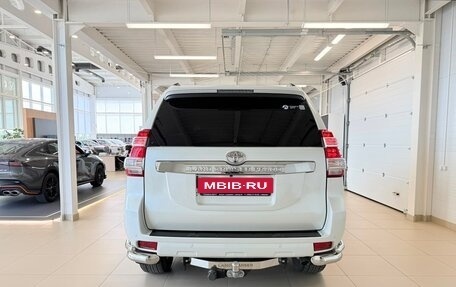 Toyota Land Cruiser Prado 150 рестайлинг 2, 2016 год, 5 499 900 рублей, 5 фотография