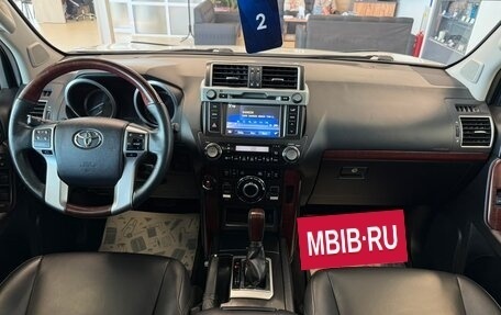 Toyota Land Cruiser Prado 150 рестайлинг 2, 2016 год, 5 499 900 рублей, 16 фотография