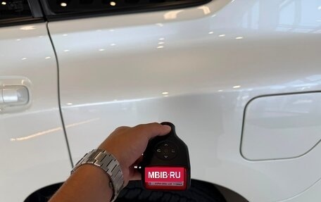 Toyota Land Cruiser Prado 150 рестайлинг 2, 2016 год, 5 499 900 рублей, 25 фотография