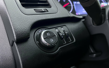 Opel Insignia II рестайлинг, 2014 год, 1 099 000 рублей, 22 фотография