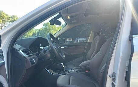 BMW X1, 2022 год, 2 240 000 рублей, 14 фотография