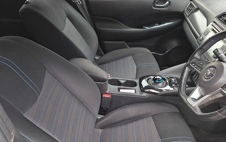 Nissan Leaf II, 2018 год, 1 800 000 рублей, 11 фотография