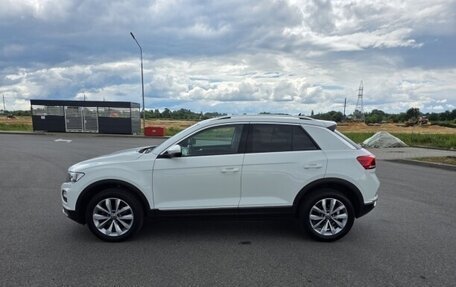 Volkswagen T-Roc I, 2022 год, 1 830 000 рублей, 9 фотография
