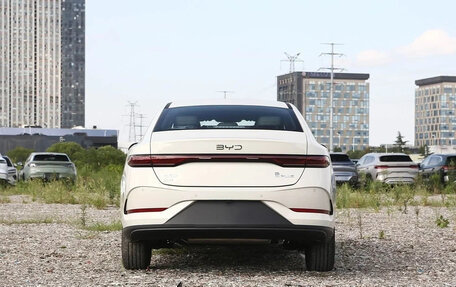 BYD Qin, 2026 год, 1 950 000 рублей, 4 фотография