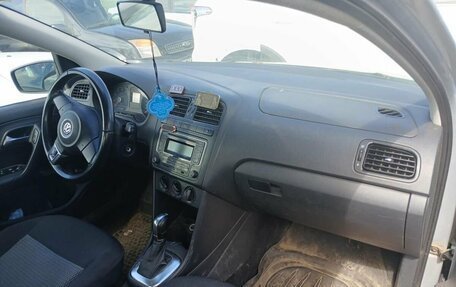 Volkswagen Polo VI (EU Market), 2014 год, 593 750 рублей, 2 фотография