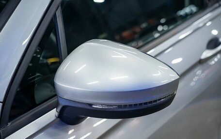 Volkswagen Tiguan II, 2021 год, 2 390 000 рублей, 15 фотография