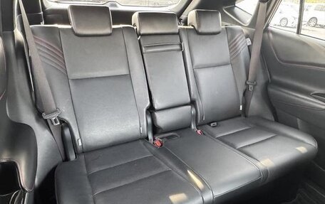 Toyota Harrier, 2019 год, 1 850 000 рублей, 12 фотография